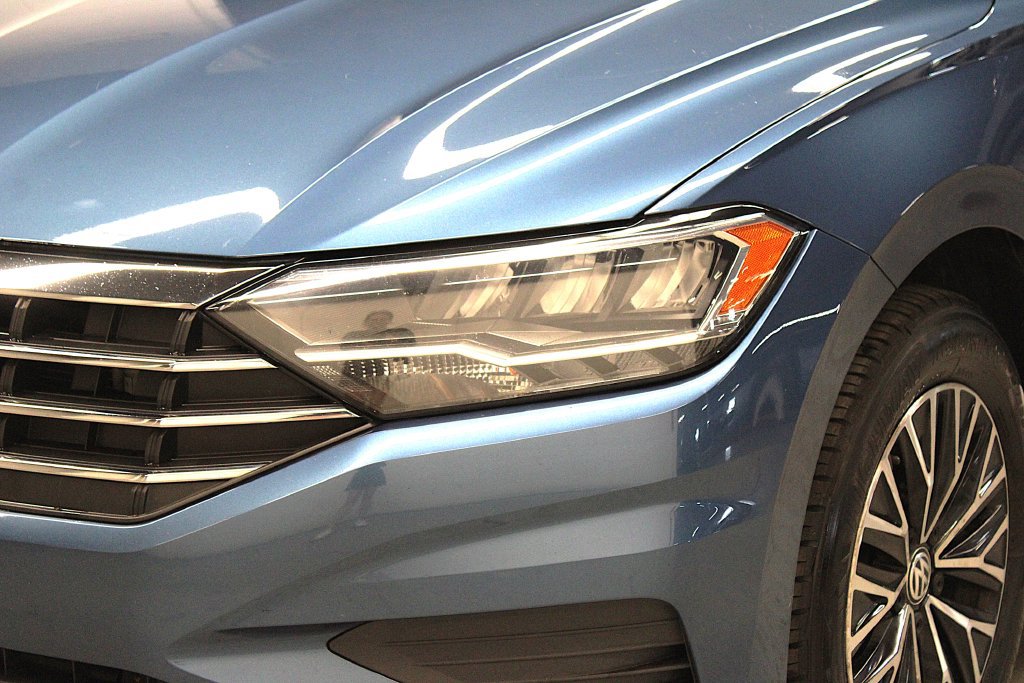 Used 2020 Volkswagen Jetta SE w/ SE Cold Weather Package FWD image 38