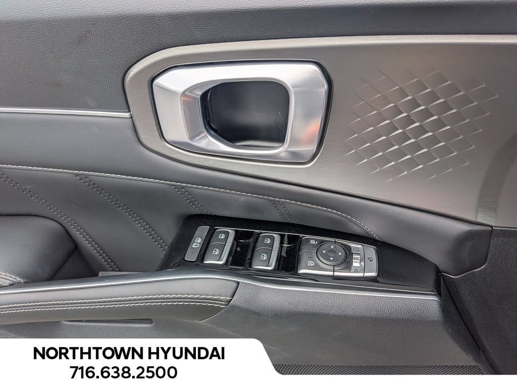 Used 2023 Kia Sorento SX AWD/4WD image 30