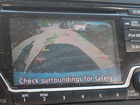 Used 2018 Nissan Sentra S FWD image 8