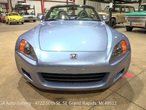 Used 2002 Honda S2000 image 13