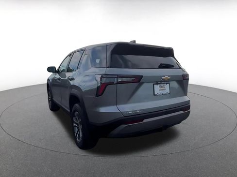 Used 2025 Chevrolet Equinox LT FWD image 11