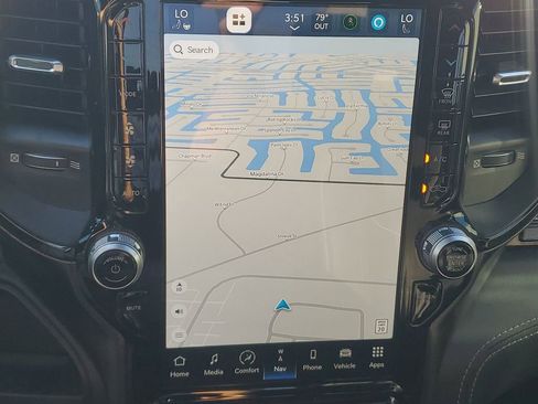 Used 2022 RAM 3500 Limited image 32