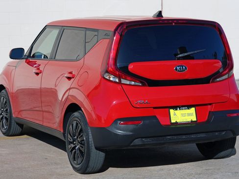Used 2021 Kia Soul LX FWD image 41
