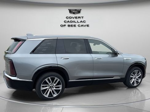 New 2026 Cadillac Vistiq Luxury w/ LPO, Floor Liner Package image 18