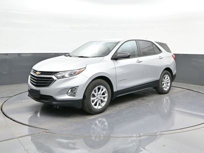 Used 2020 Chevrolet Equinox LS w/ LS Convenience Package