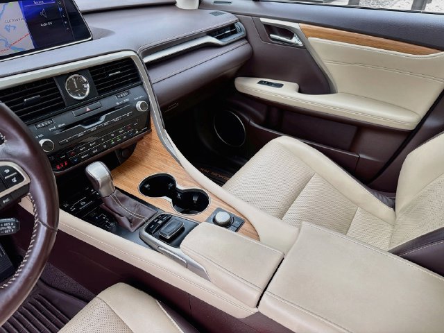 Used 2019 Lexus RX 350 AWD w/ Navigation Package image 20