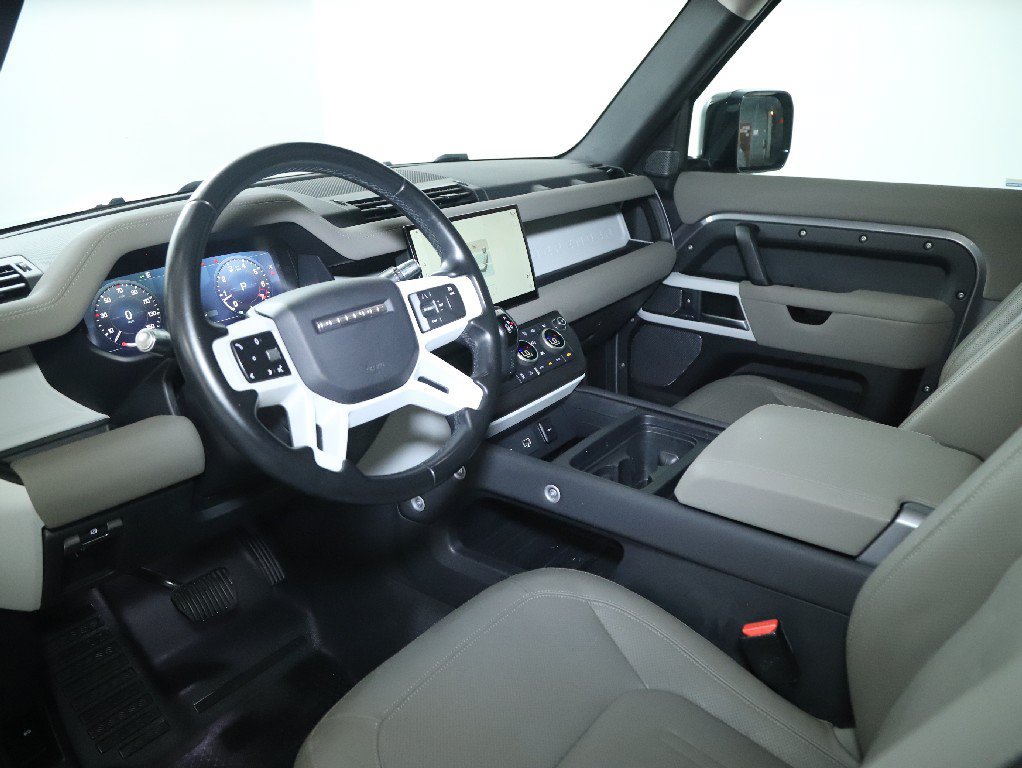 Used 2022 Land Rover Defender 90 S AWD/4WD image 19