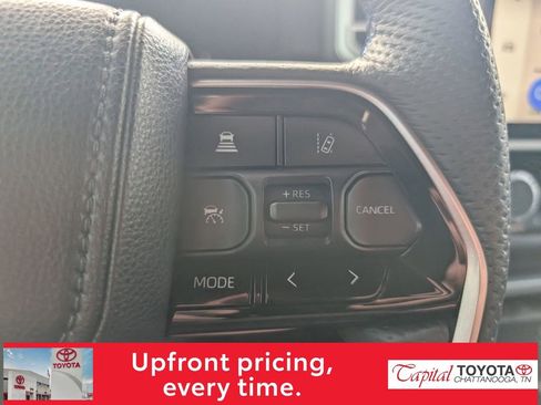 Used 2024 Toyota Sequoia Platinum AWD/4WD image 19