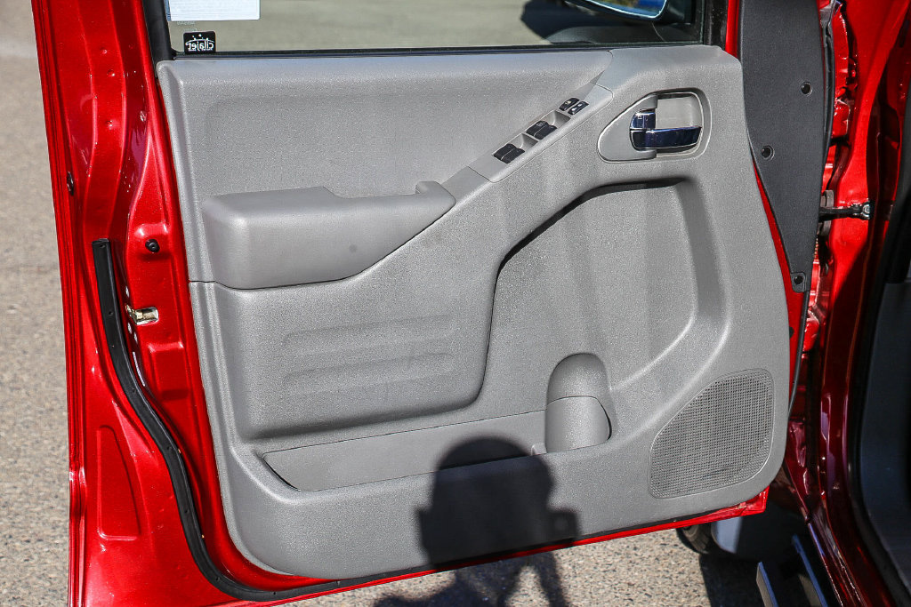 Used 2021 Nissan Frontier S RWD image 38