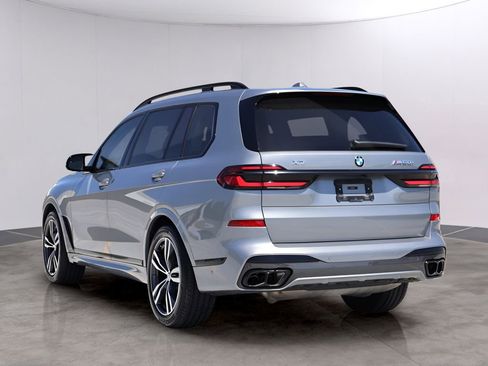 Used 2025 BMW X7 M60i AWD/4WD image 5