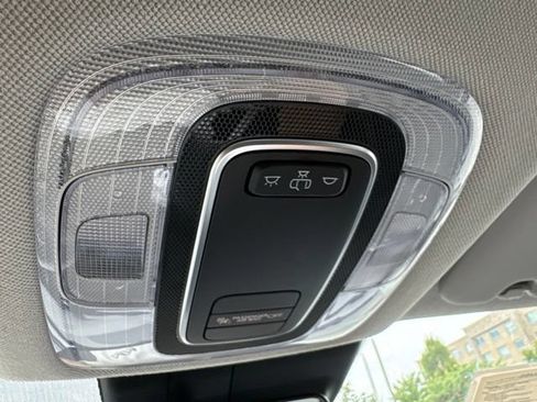 Used 2026 Hyundai Elantra SE FWD image 19