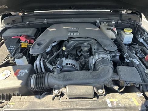 Used 2021 Jeep Gladiator Mojave AWD/4WD image 19