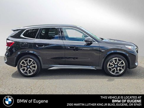 Used 2025 BMW X1 xDrive28i w/ Convenience Package AWD/4WD image 2