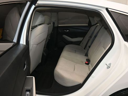 Used 2023 Honda Accord EX image 32