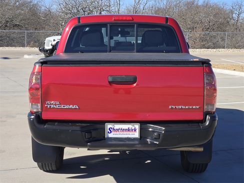 Used 2014 Toyota Tacoma PreRunner image 6