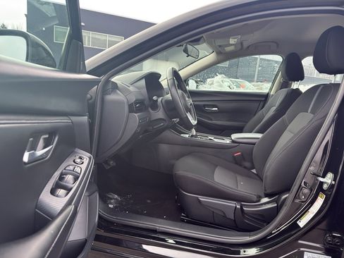 Certified 2024 Nissan Sentra SV w/ All-Weather Package image 11