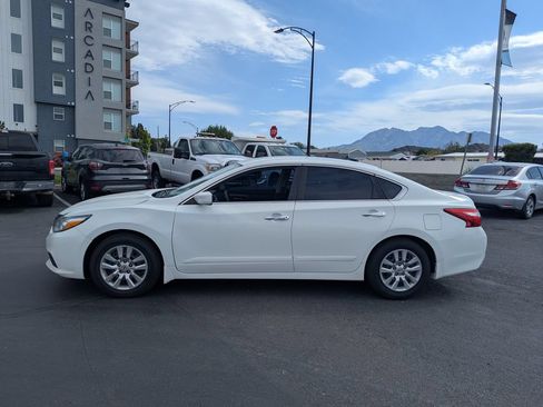 Used 2017 Nissan Altima 2.5 S w/ Power Driver Seat Package FWD image 8