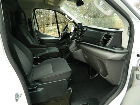 Used 2020 Ford Transit 250 Low Roof AWD image 15