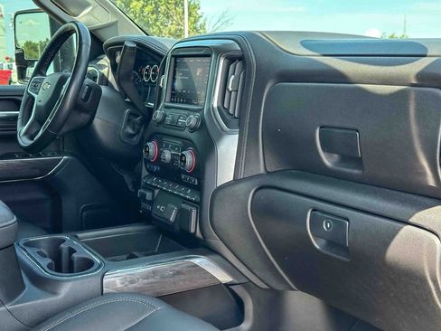 Used 2022 Chevrolet Silverado 2500 LTZ w/ LTZ Texas Edition AWD/4WD image 21