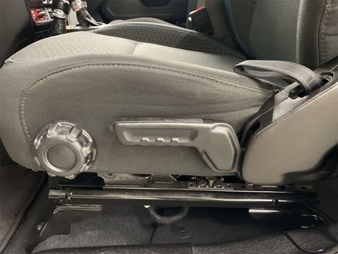 Used 2024 Jeep Wrangler Unlimited Rubicon 4xe image 15