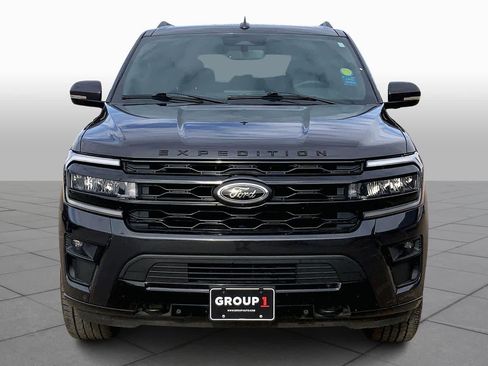 Certified 2023 Ford Expedition Max Limited image 3