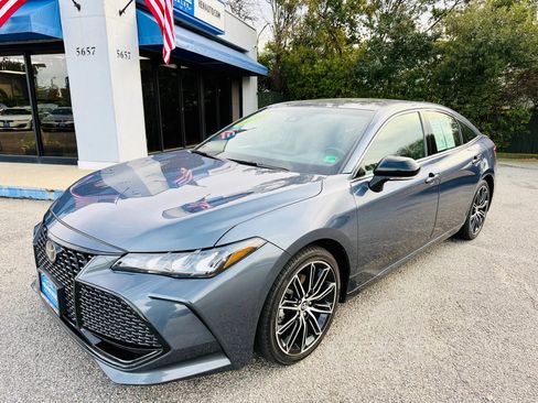 Used 2019 Toyota Avalon XSE w/ All Weather Liner Package image 30