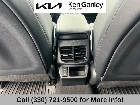 Used 2025 Kia Seltos S AWD/4WD image 45