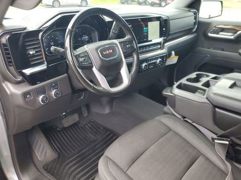 Used 2024 GMC Sierra 1500 SLE image 15