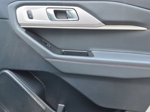 New 2026 Ford Explorer Active w/ Active Comfort Package RWD image 10