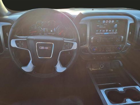 Used 2017 GMC Sierra 1500 SLT w/ SLT Premium Package image 4