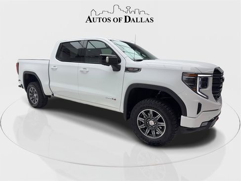 Used 2025 GMC Sierra 1500 AT4 image 2
