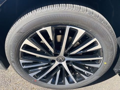 New 2026 Lexus RZ 450e AWD image 21