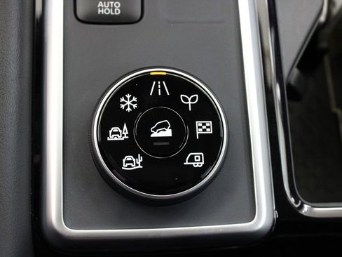 New 2026 Nissan Pathfinder SV AWD/4WD image 26