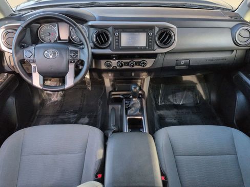 Used 2016 Toyota Tacoma TRD Off-Road image 16