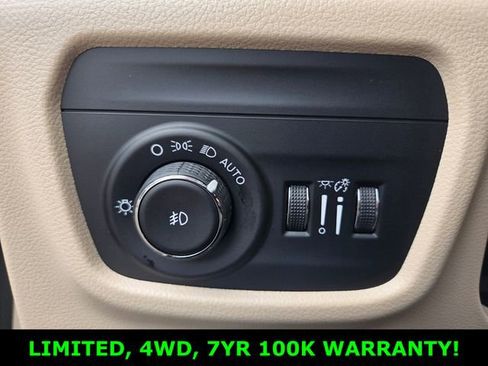 Certified 2023 Jeep Grand Cherokee Limited w/ Luxury Tech Group II image 21