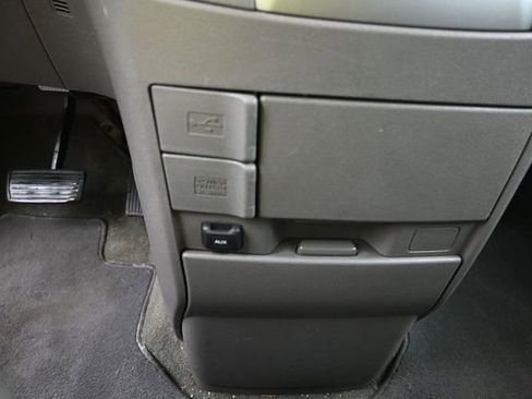 Used 2015 Honda Odyssey LX image 25