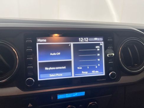 Used 2021 Toyota Tacoma TRD Off-Road image 68