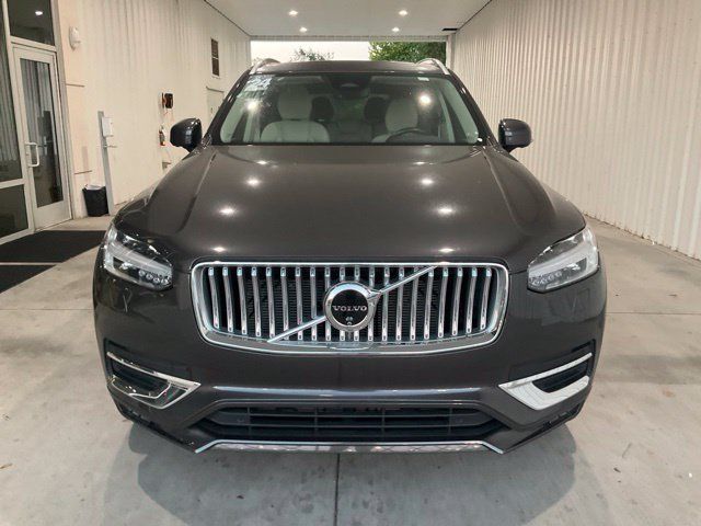 Used 2024 Volvo XC90 B6 Plus w/ Protection Package Premier AWD/4WD image 27