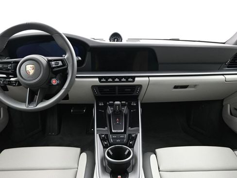 Used 2025 Porsche 911 Carrera image 7