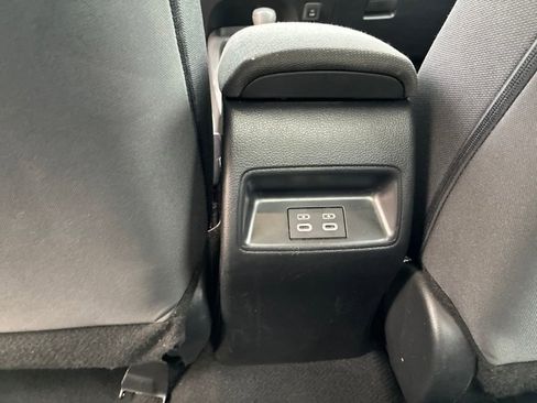 Used 2023 Toyota Corolla LE FWD image 23