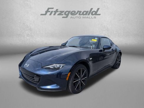 Used 2025 MAZDA MX-5 Miata RF Grand Touring image 3
