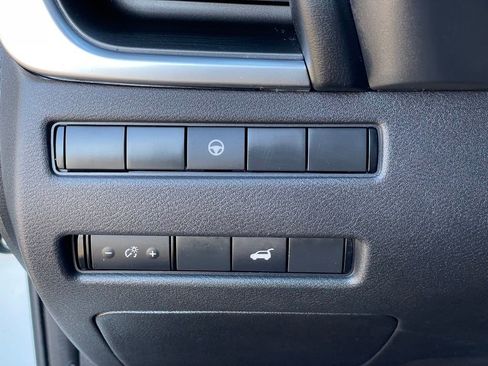 Certified 2021 Nissan Rogue SV w/ Premium Package AWD/4WD image 16