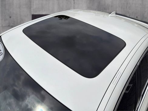 Used 2018 BMW 540i RWD image 12