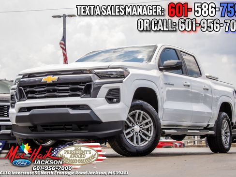 Used 2024 Chevrolet Colorado LT w/ LT Convenience Package III AWD/4WD image 1