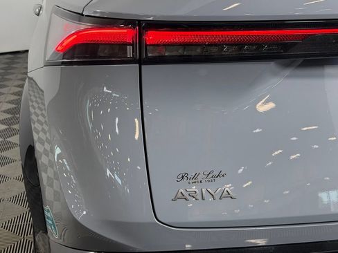 Used 2023 Nissan Ariya AWD image 13