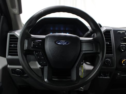 Used 2019 Ford F250 XL AWD/4WD image 8