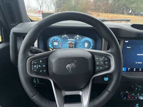 New 2025 Ford Bronco Outer Banks image 11