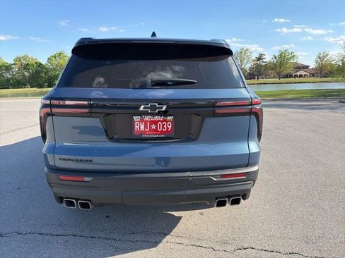 Used 2024 Chevrolet Traverse LS w/ Midnight/Sport Edition image 6