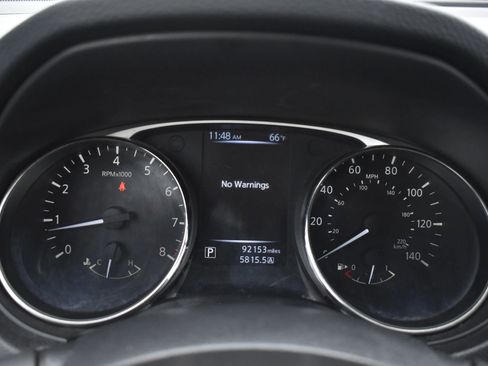 Used 2016 Nissan Rogue SV image 19