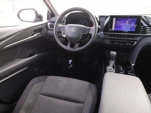 Certified 2025 Toyota Camry LE image 21
